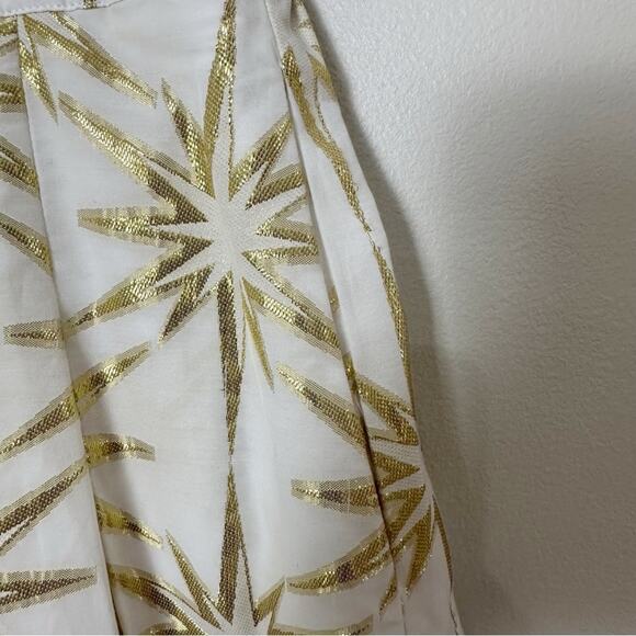 Emily McCarthy Gold Burst Party Shorts Women’s Size Medium White Metallic Dressy - Picture 5 of 11